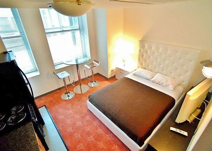 The Collection Millennium Park Hotel 3*